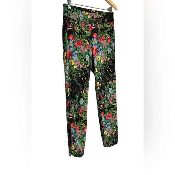 Soft Surroundings | Floral In Blooms Pants Curved Split Hem - Picture 4 of 8